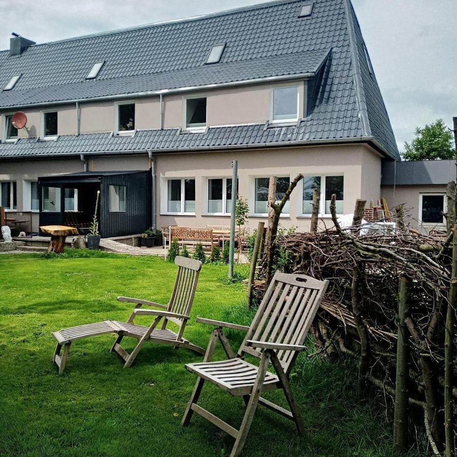 Ferienwohnung-Im-Karolinenkoog-Erholung-Zwischen-Feld-Und-Deich Exterior foto